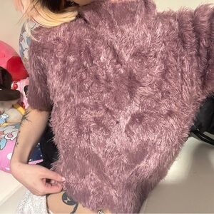 Fluffy mauve purple short sleeve sweater top